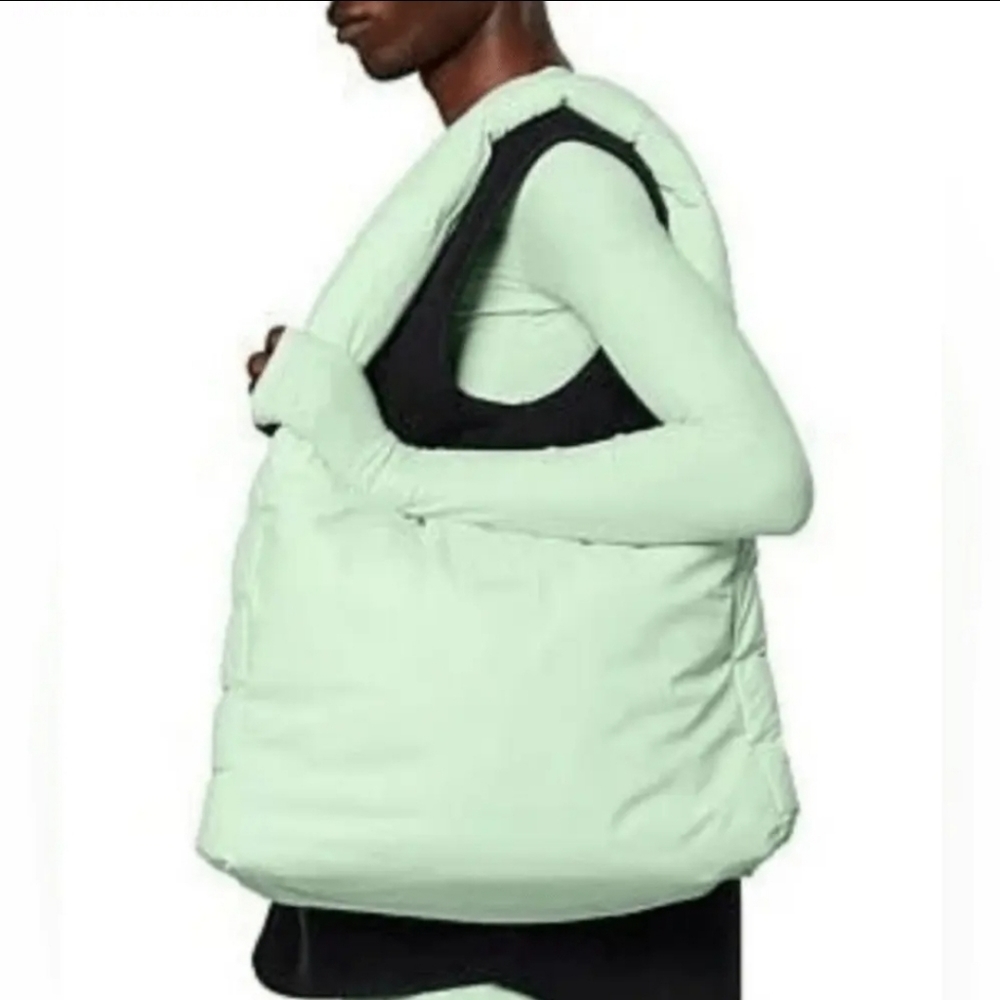 RAINS waterproof puffer tote
